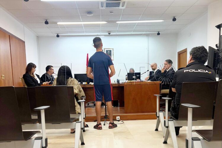 juicio-penal-piolin-pareja-acusados-amenazar-ex-retirar-denuncia-malos-tratos-agresion-sexual-1