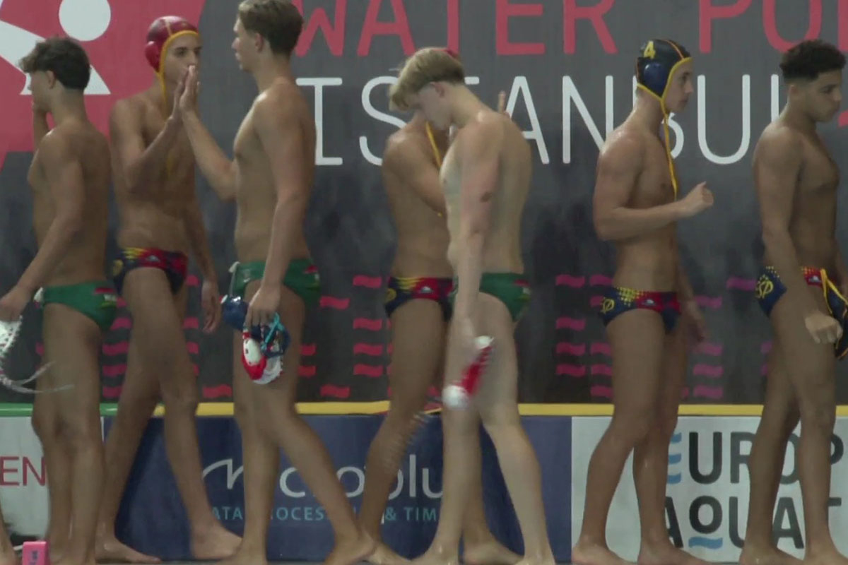 manuel-matoso-brilla-victoria-espana-contra-hungria-004