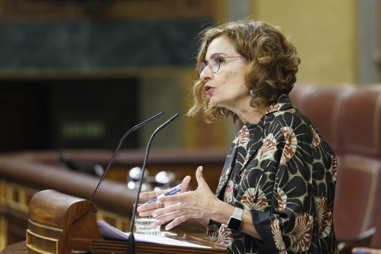 maria-jesus-montero-congreso-diputados.jpg