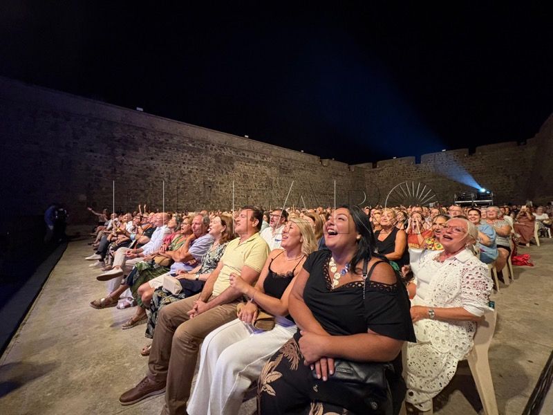 morancos-traen-risa-mucho-humor-murallas-013