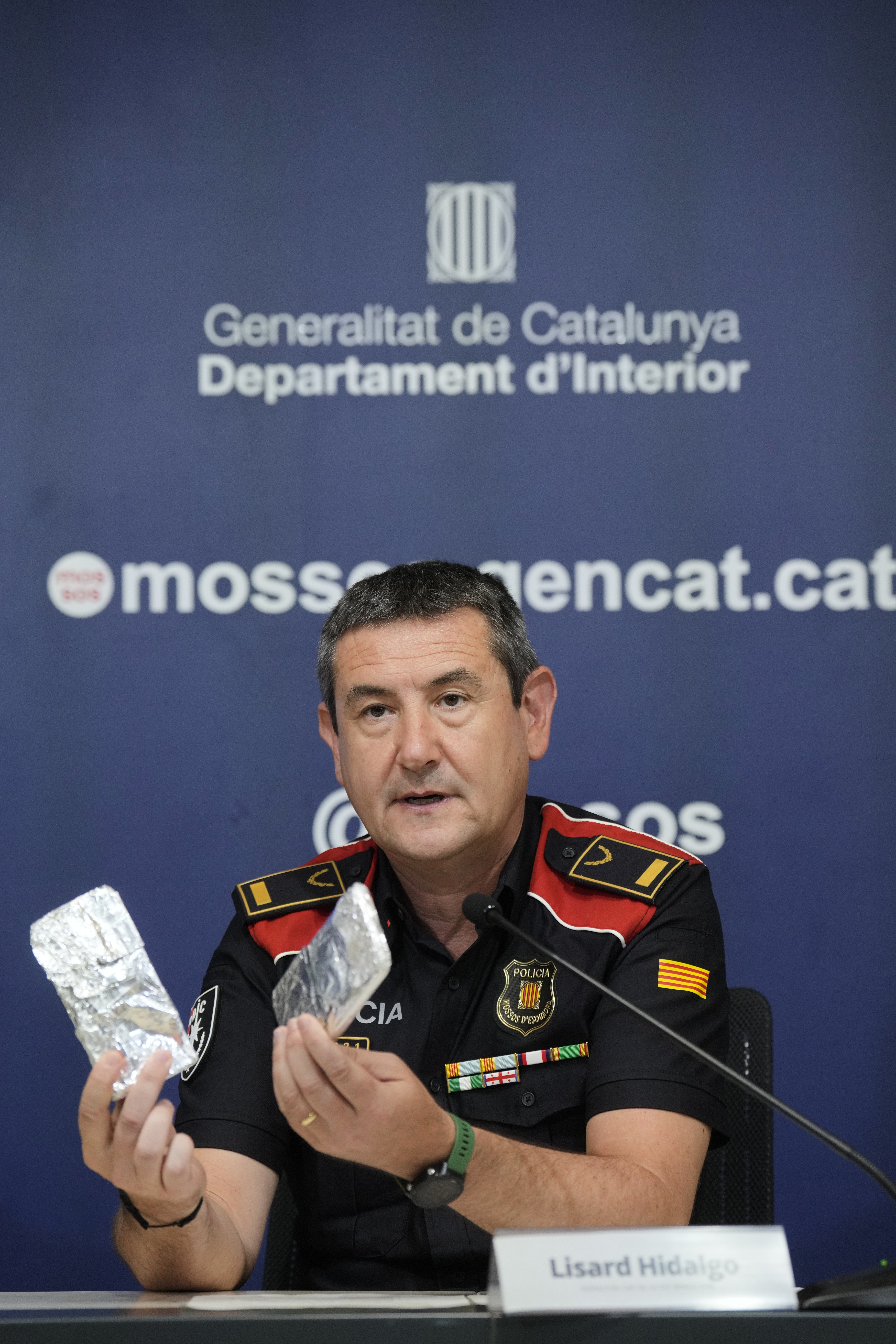 mossos-golpe-trafico-ilegal-moviles-barcelona-enviaban-marruecos-china-3.jpg