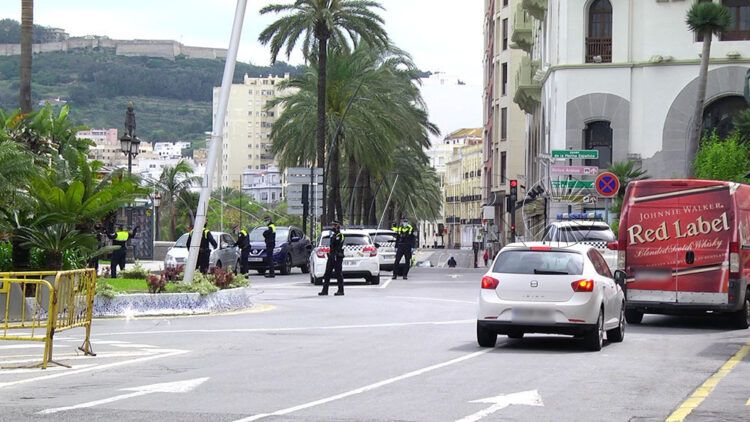 multa-ceuta-aparcar-acera-euros