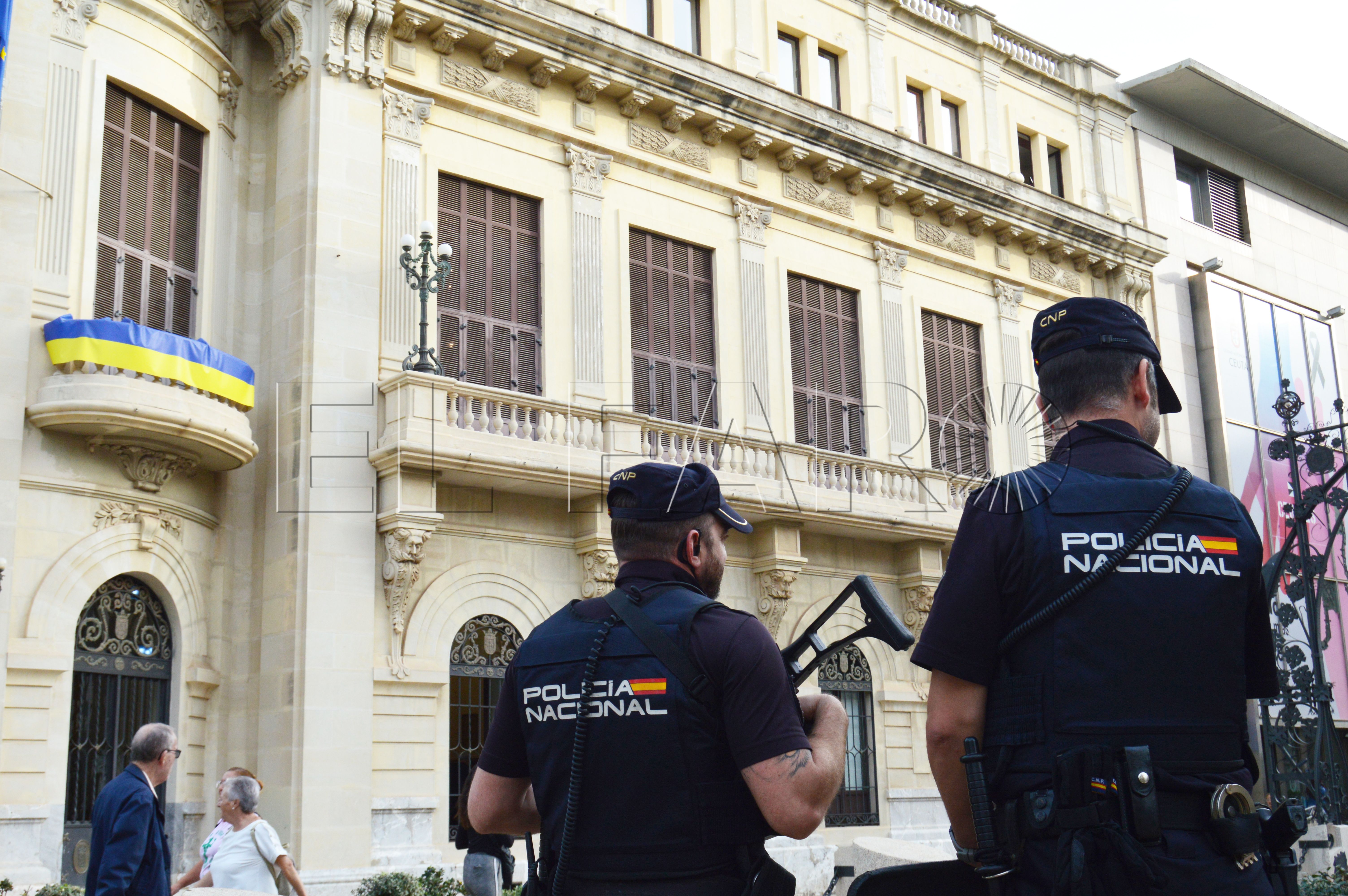 policia-nacional-normalizar-lo-anormal