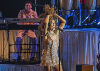 rosario-hay-verme-directo-tengo-mucha-energia-003