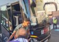 Fotos-aficion-recibe-bus-ceuta-valladolid