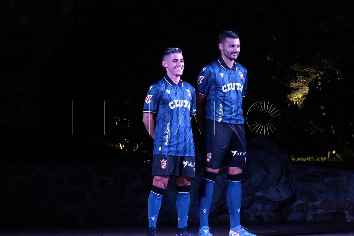 ad-ceuta-presenta-nuevas-camisetas-segunda-division-futbol-006
