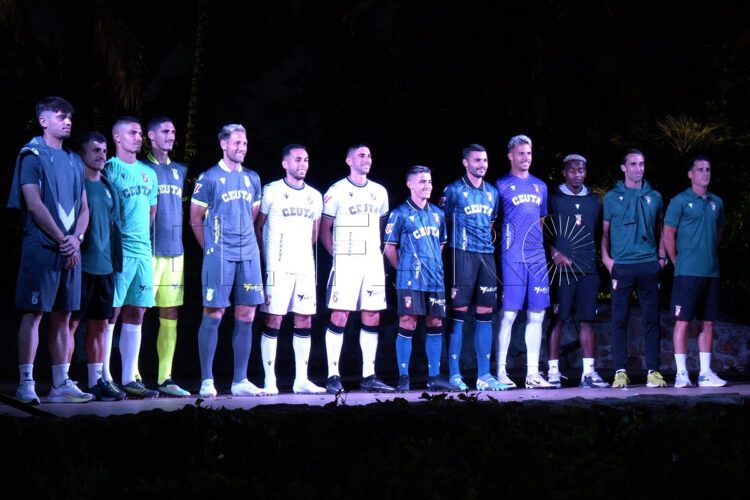 ad-ceuta-presenta-nuevas-camisetas-segunda-division-futbol-008