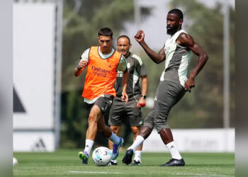 alex-mora-entrena-primer-equipo-real-madrid