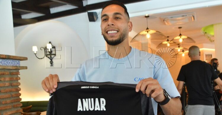 anuar-tuhami-partido-valladolid-explosion-emociones-futbol-ceuta-008