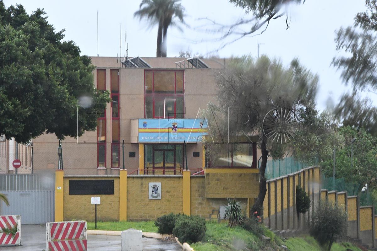 defensa-encarga-cierre-perimetral-acuartelamiento-pardo-santayana