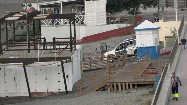 entrada-inmigrantes-flotadores-guardia-civil-frontera-7-agosto-2025-10