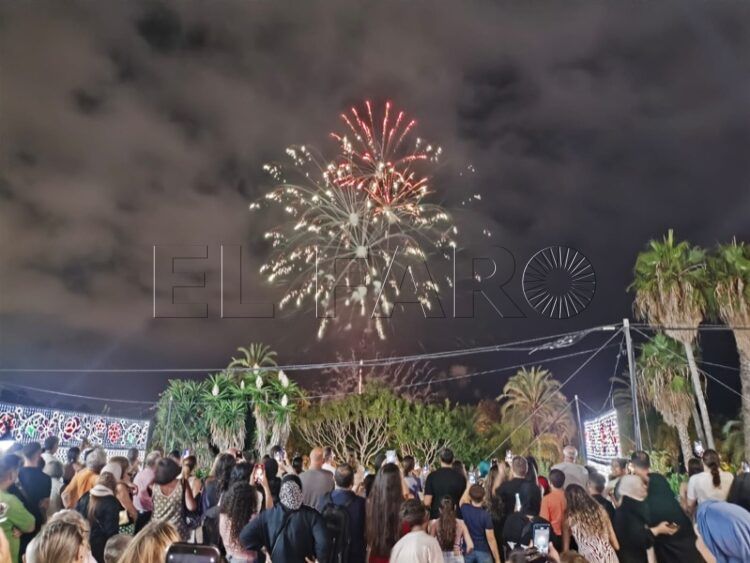 fuegos-artificiales-iluminan-adios-feria-ceuta-2025
