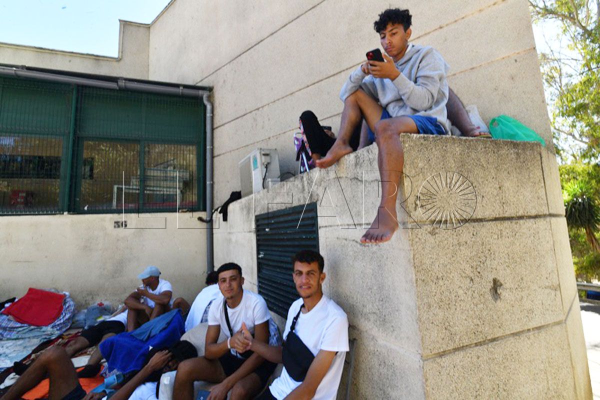 gobierno-espana-trabaja-salidas-extraordinarias-inmigrantes-ceti-008