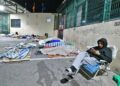 inmigrantes-durmiendo-fuera-ceti-30-agosto-2025-7