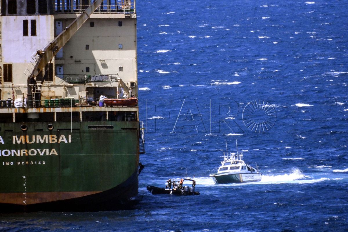 inmovilizado-ceuta-buque-llevar-material-militar-libia-001