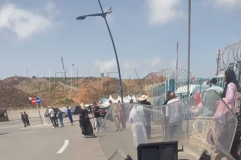 madres-lloran-hijos-deportados-sur-marruecos-cruzar-ceuta