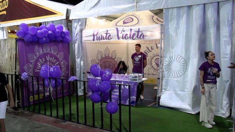 mas-800-atenciones-punto-violeta-feria-ceuta-2025