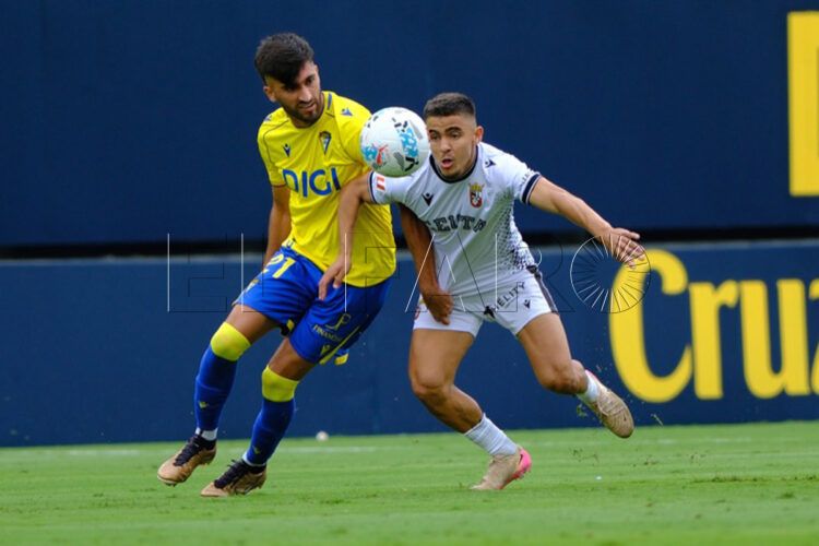 Cádiz-AD-Ceuta-primera-mitad