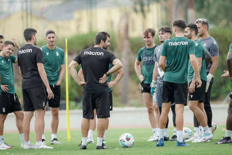 ad-ceuta-vuelve-entrenos-cadiz-cf