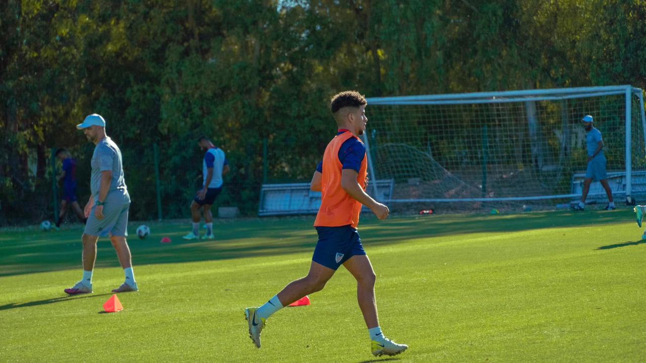 aissa-achour-internacional-marroqui-sub-17-llego-ceuta-tras-desafiar-mar-3