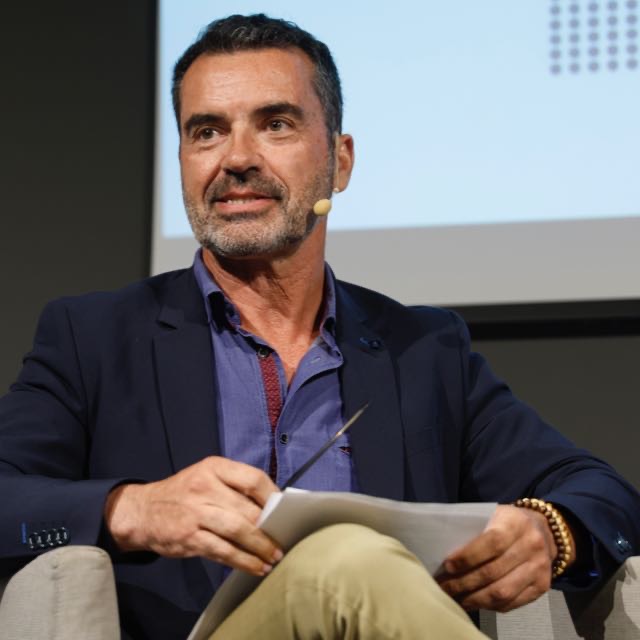 alvaro-otero-he-visitado-lugares-menciona-novela-002