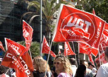 ccoo-ugt-reduccion-jornada-laboral-quitar-mascaras-votaciones