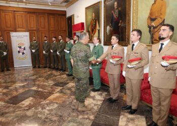 ceuta-recibe-nuevos-tenientes-egresados-academia-general-militar