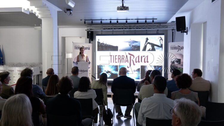 ceuta-tierra-rara-por-fin-se-atreve-contarse