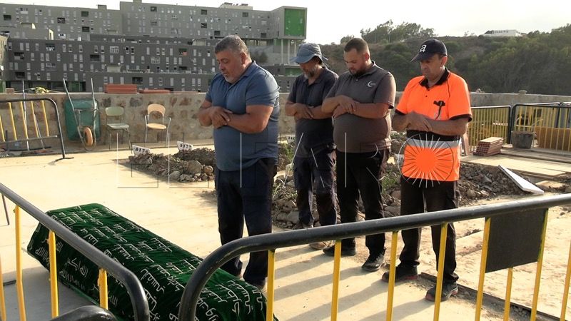 despedida-cementerio-sidi-embarek-victima-inmigracion