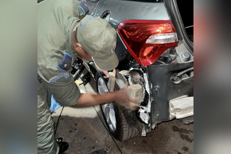 detenido-frontera-kilos-hachis-coche