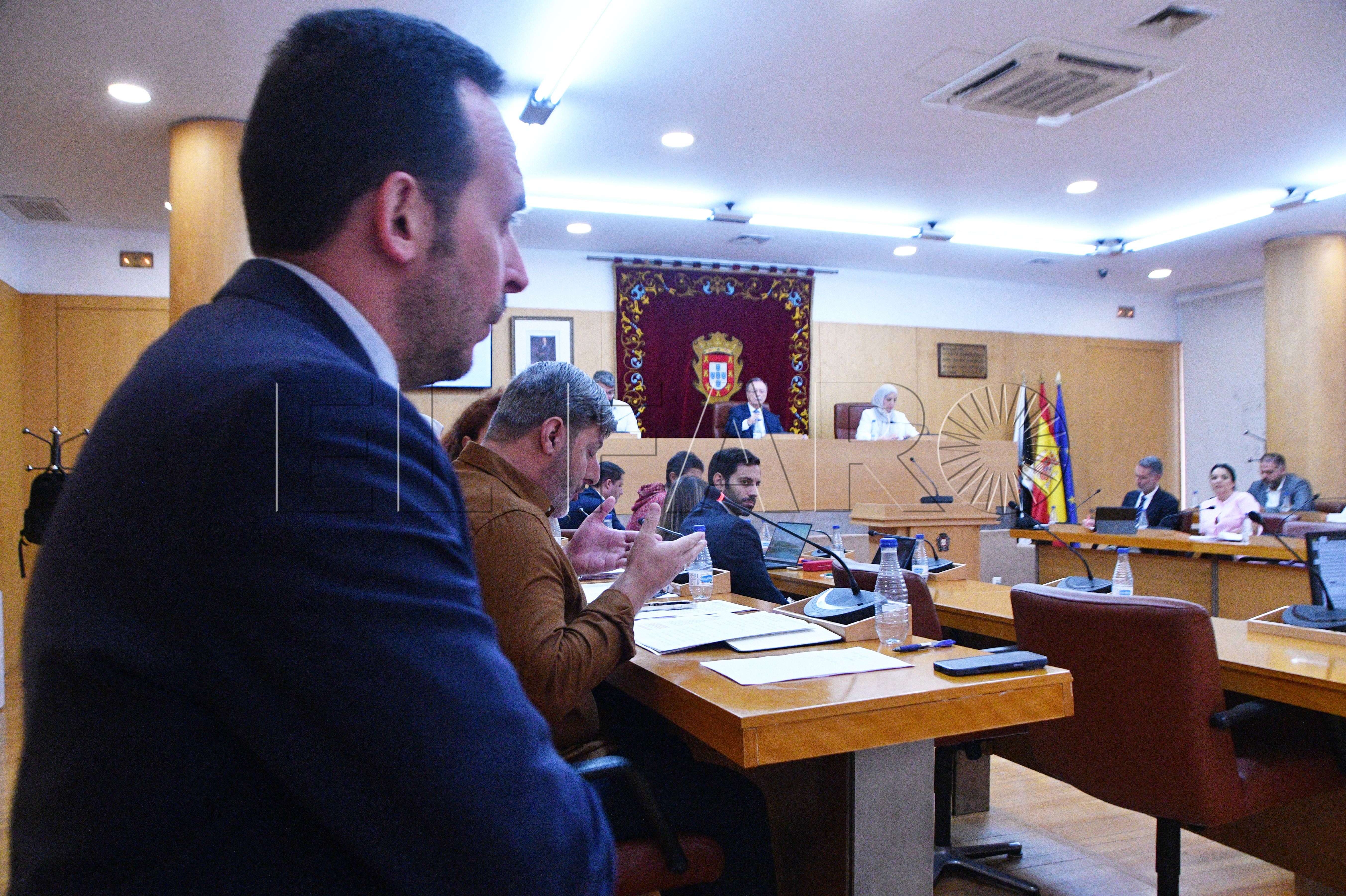 editorial-debate-racismo