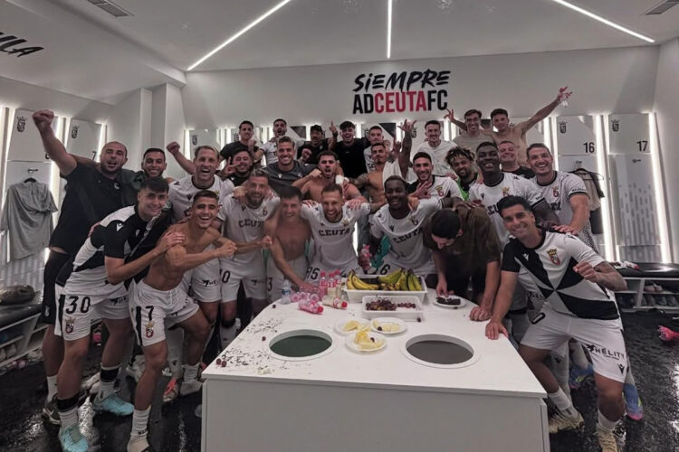 euforia-ceuta-primera-victoria-futbol