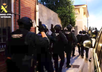 guardia-civil-estafas-bancarias-cae-red-especializada-vishing-victimas-ceuta