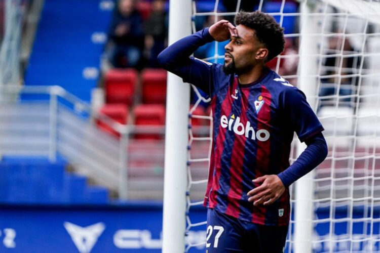 konrad-de-la-fuente-nuevo-fichaje-ceuta-futbol