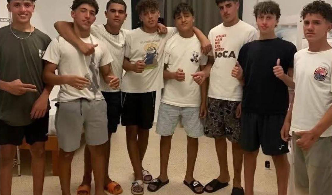 llegan-menores-argelinos-baleares-bordo-embarcacion-robada-002