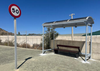 marquesina-bus-puerta-carcel-ceuta-002