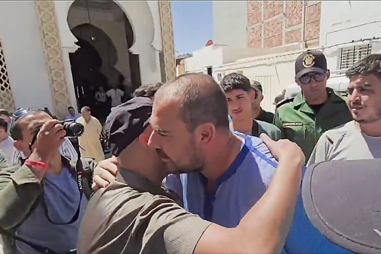 nasser-zefzafi-permiso-excepcional-funeral-ahmed-zefzafi.jpg