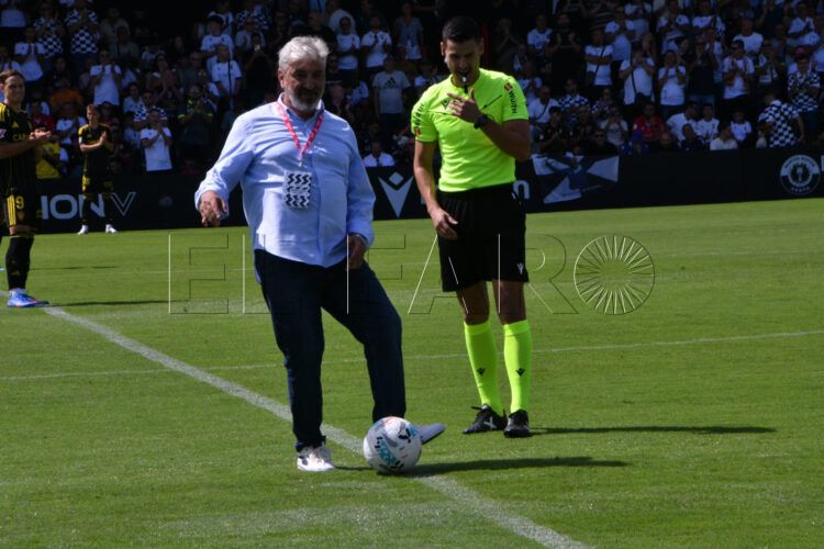 nayim-saque-honor-bandera-ad-ceuta-zaragoza-futbol-001