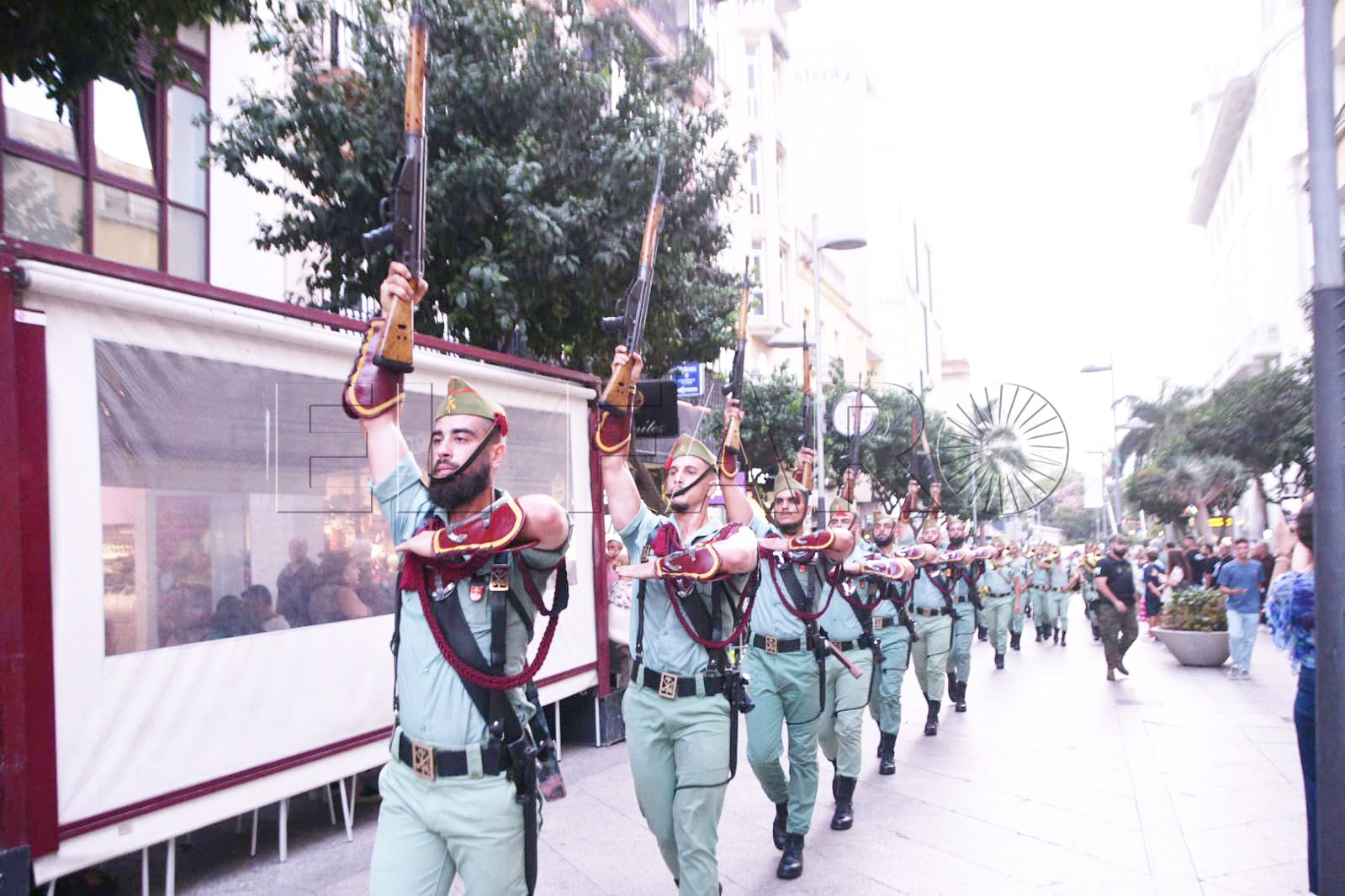 portada-desfile-alma-legionaria-recorre-corazon-ceuta-nelson-mandela