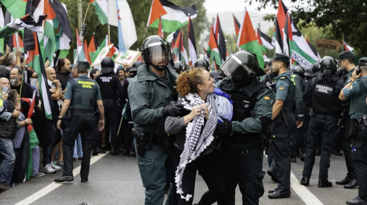 protestas-palestina-vuelta-ciclista-madrid