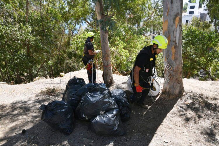 trabajos-verticales-toneladas-residuos-asi-combate-ciudad-deterioro-entorno-ceti-5