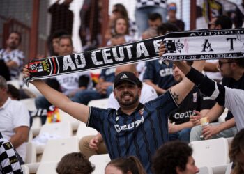 aficion-ad-ceuta-recorre-espana-partido-albacete-5