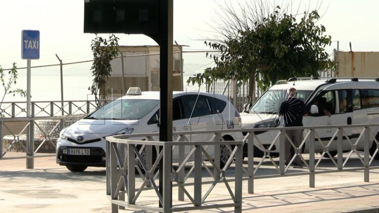 ampliada-parada-taxis-zona-dejar-pasajeros-frontera-tarajal