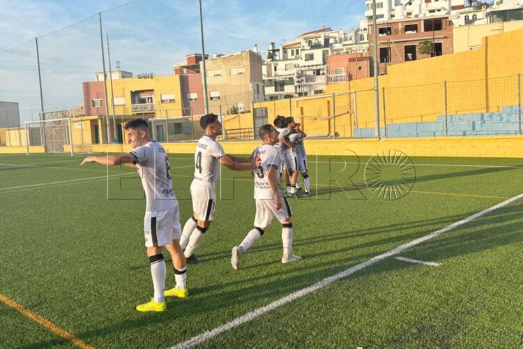 ceuta-b-victoria-bocina-dos-hermanas-1-0-001