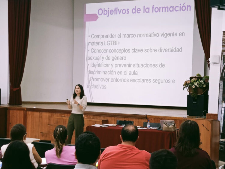ceuta-forma-futuros-docentes-construir-aulas-igualitarias-libres-discriminacion-1