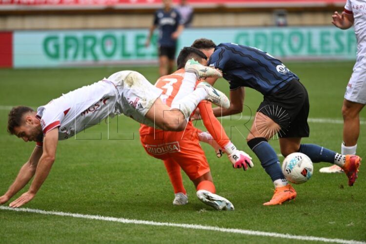 ceuta-sufre-leon-lograr-primera-victoria-fuera-casa-0-1