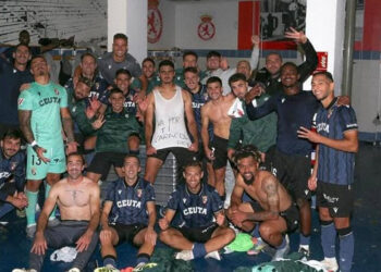 clasificacion-liga-hypermotion-racing-lider-ceuta-grandes