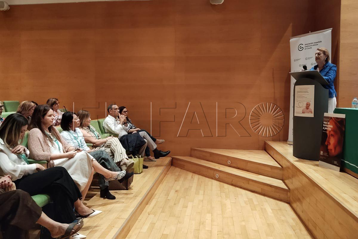 conferencia-cancer-mama-001