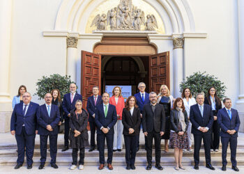 crisis-cribados-cancer-mama-consejeros-pp-ministra