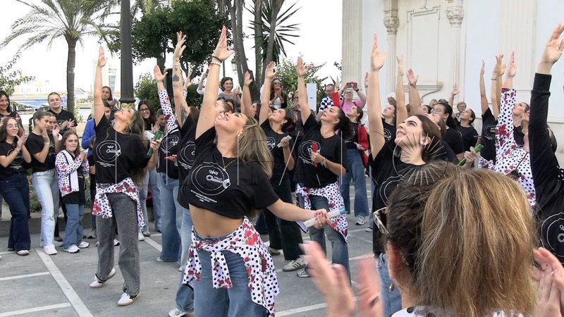 Enamorarse De Ceuta Con Flores Y Bailes En La Iglesia De frica enamorarse-de-ceuta-con-flores-y-bailes-en-la-iglesia-de-frica